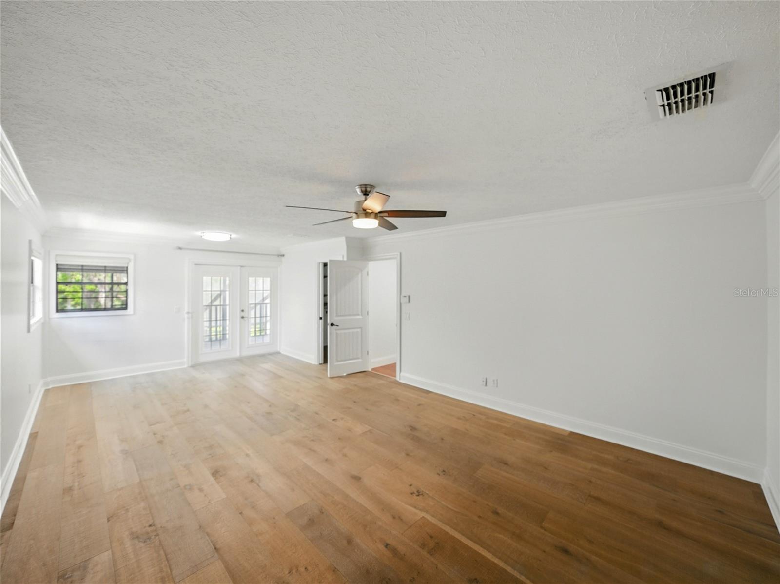 WATERFORD ON THE ALAFIA - Residential