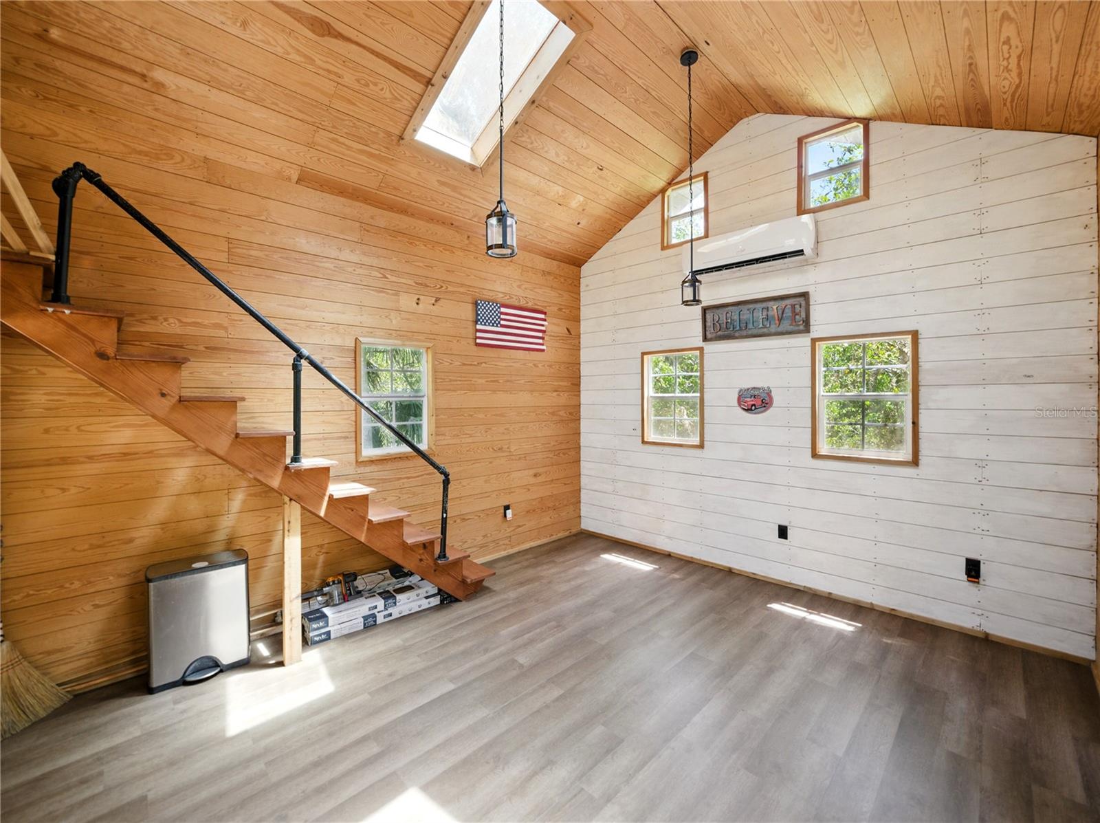 WATERFORD ON THE ALAFIA - Residential