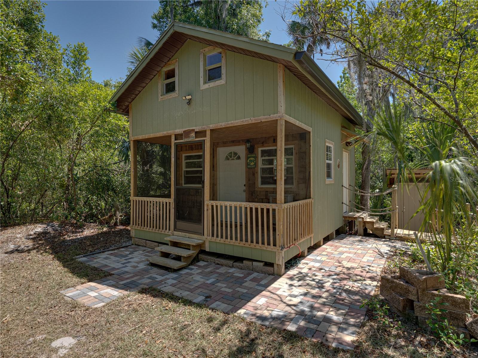 WATERFORD ON THE ALAFIA - Residential