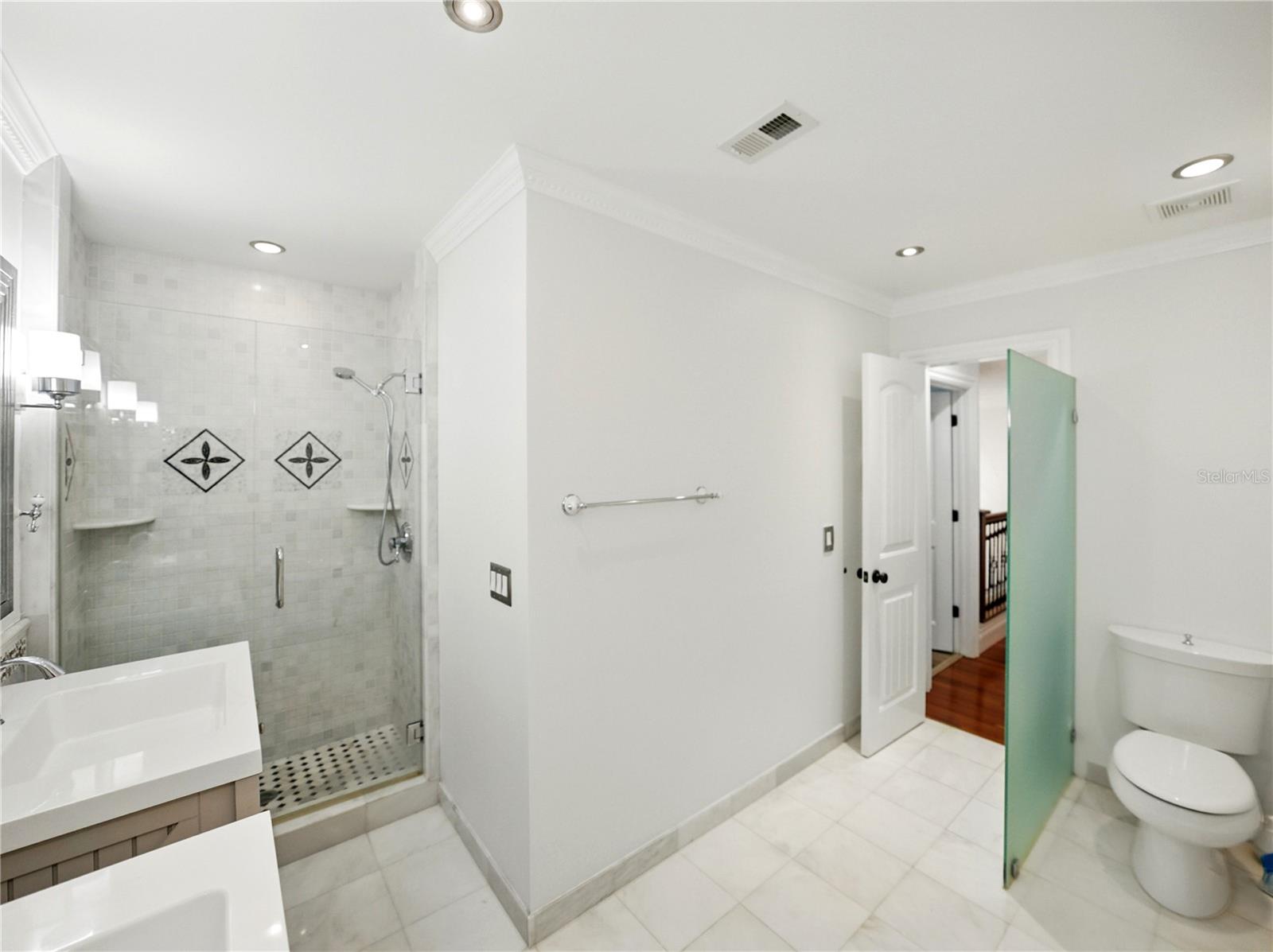 WATERFORD ON THE ALAFIA - Residential