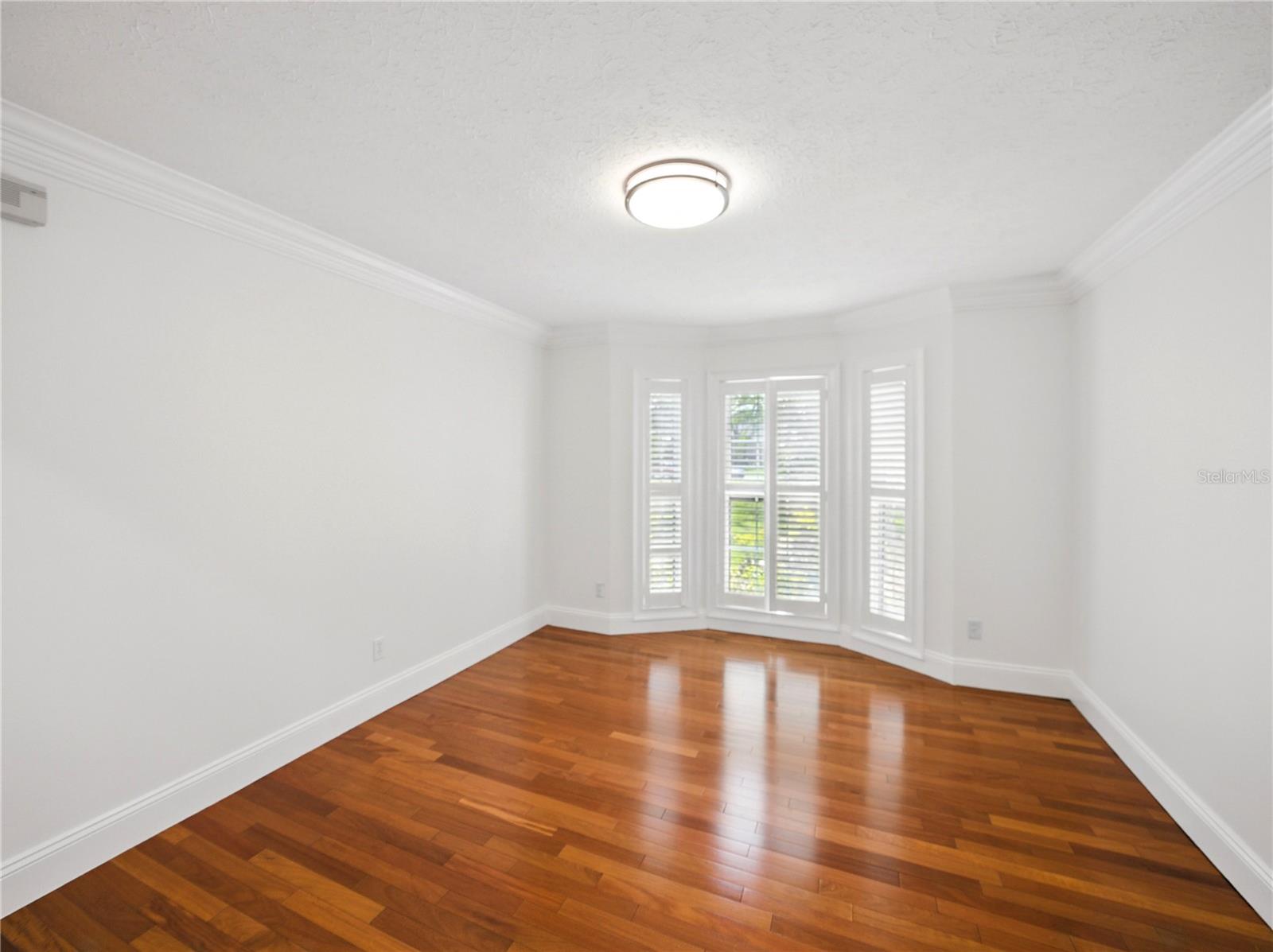 WATERFORD ON THE ALAFIA - Residential