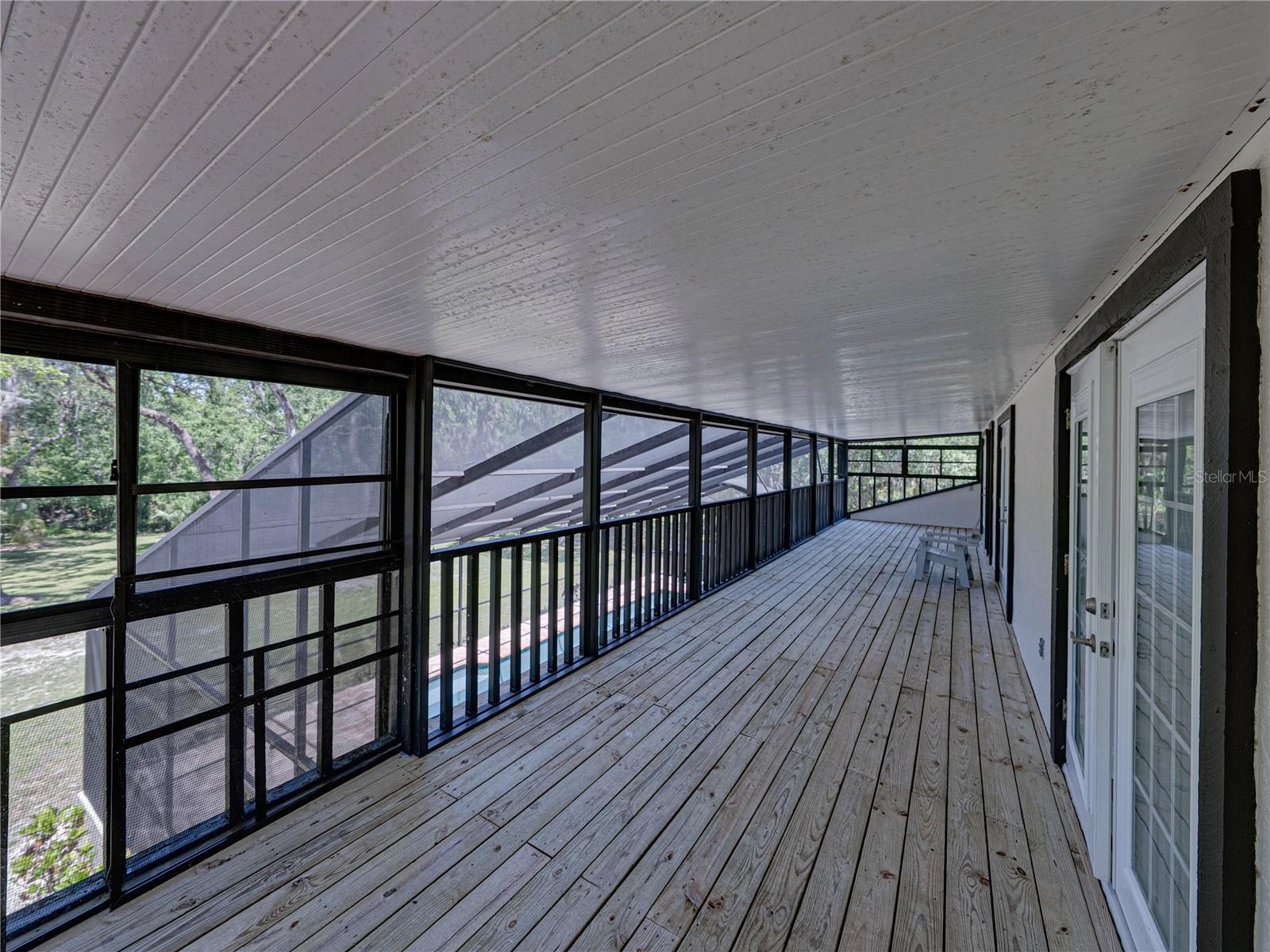 WATERFORD ON THE ALAFIA - Residential