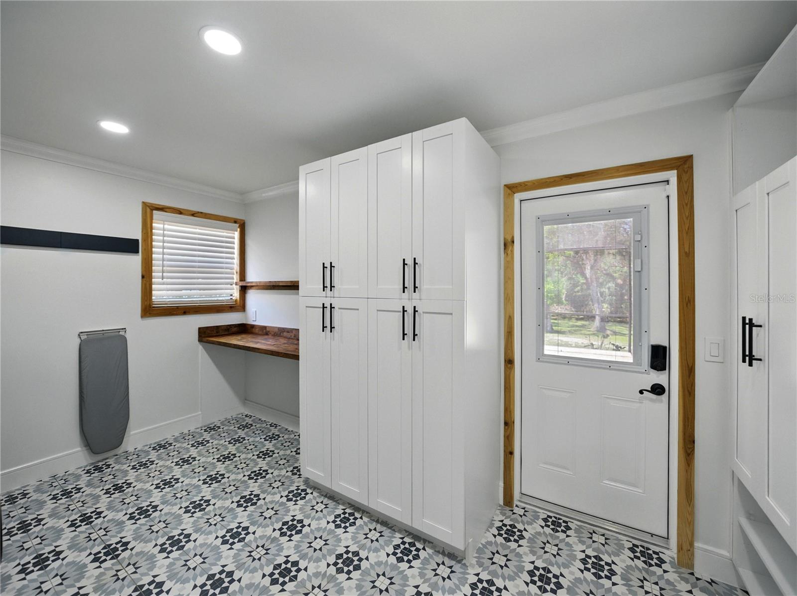 WATERFORD ON THE ALAFIA - Residential