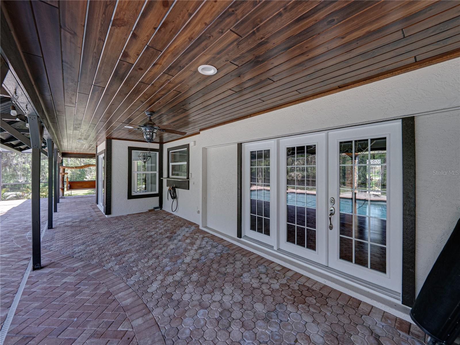 WATERFORD ON THE ALAFIA - Residential