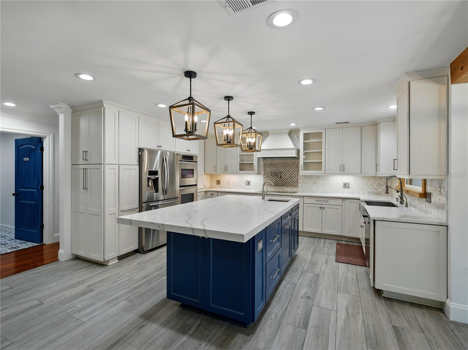 WATERFORD ON THE ALAFIA - Residential