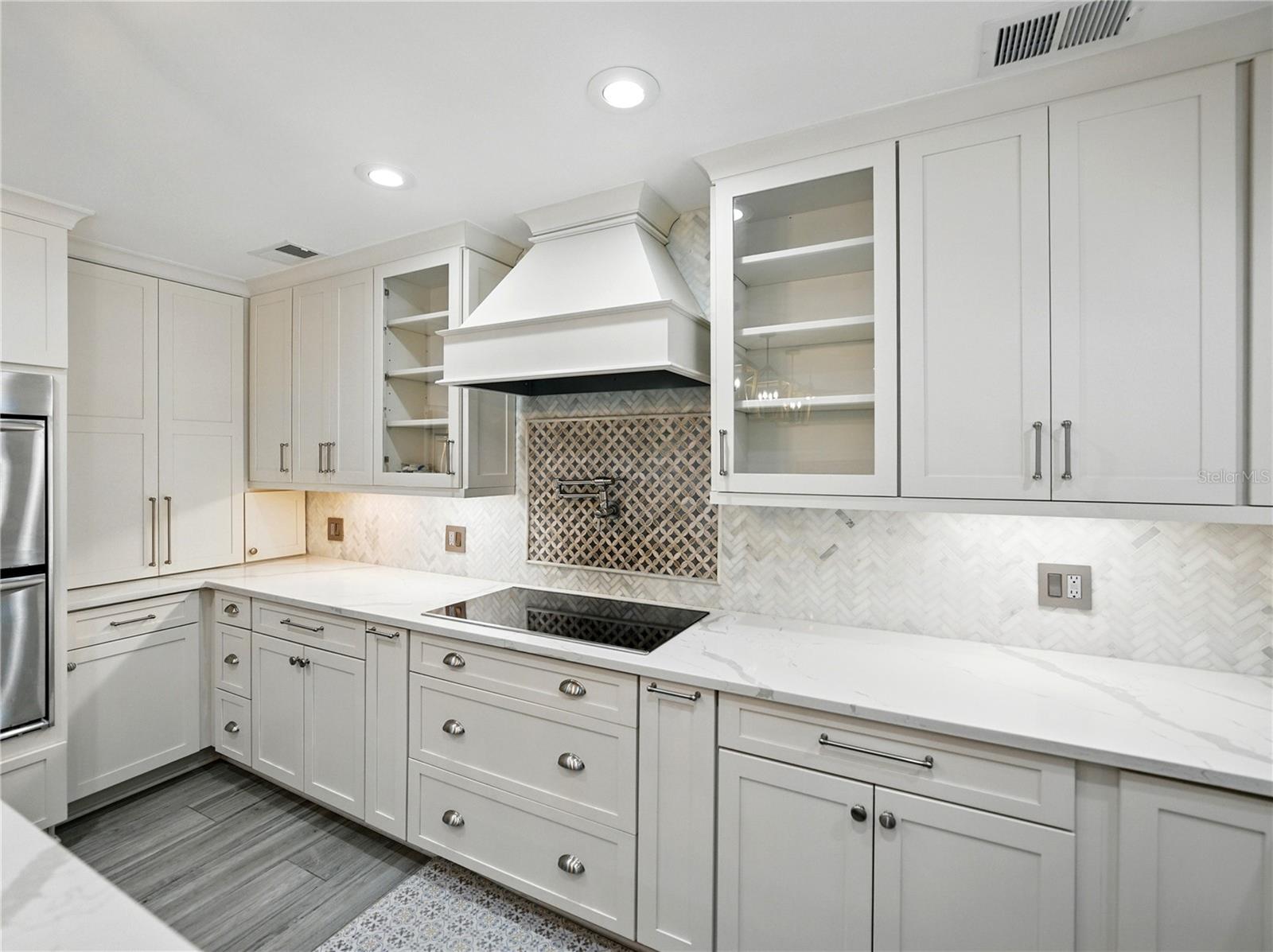 WATERFORD ON THE ALAFIA - Residential