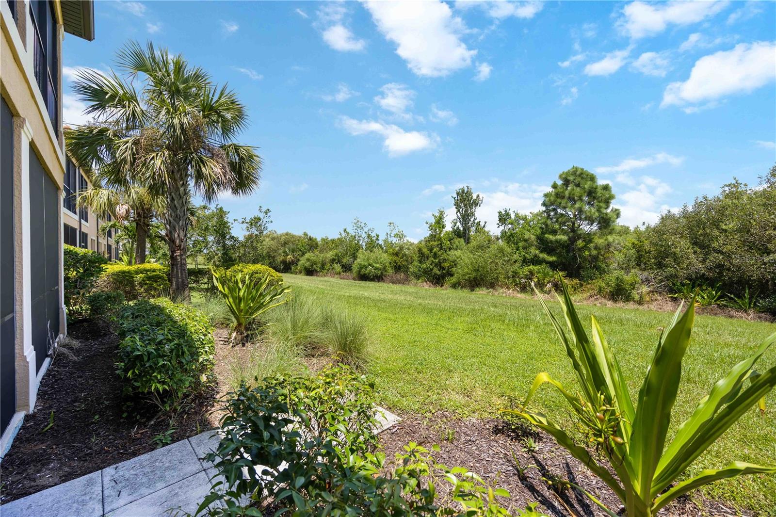 CROOKED CRK I/SARASOTA NATIONA - Residential Lease