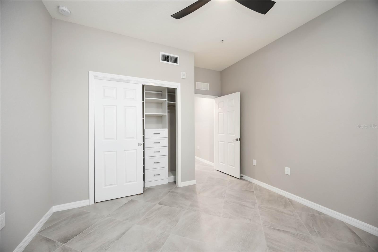 CROOKED CRK I/SARASOTA NATIONA - Residential Lease