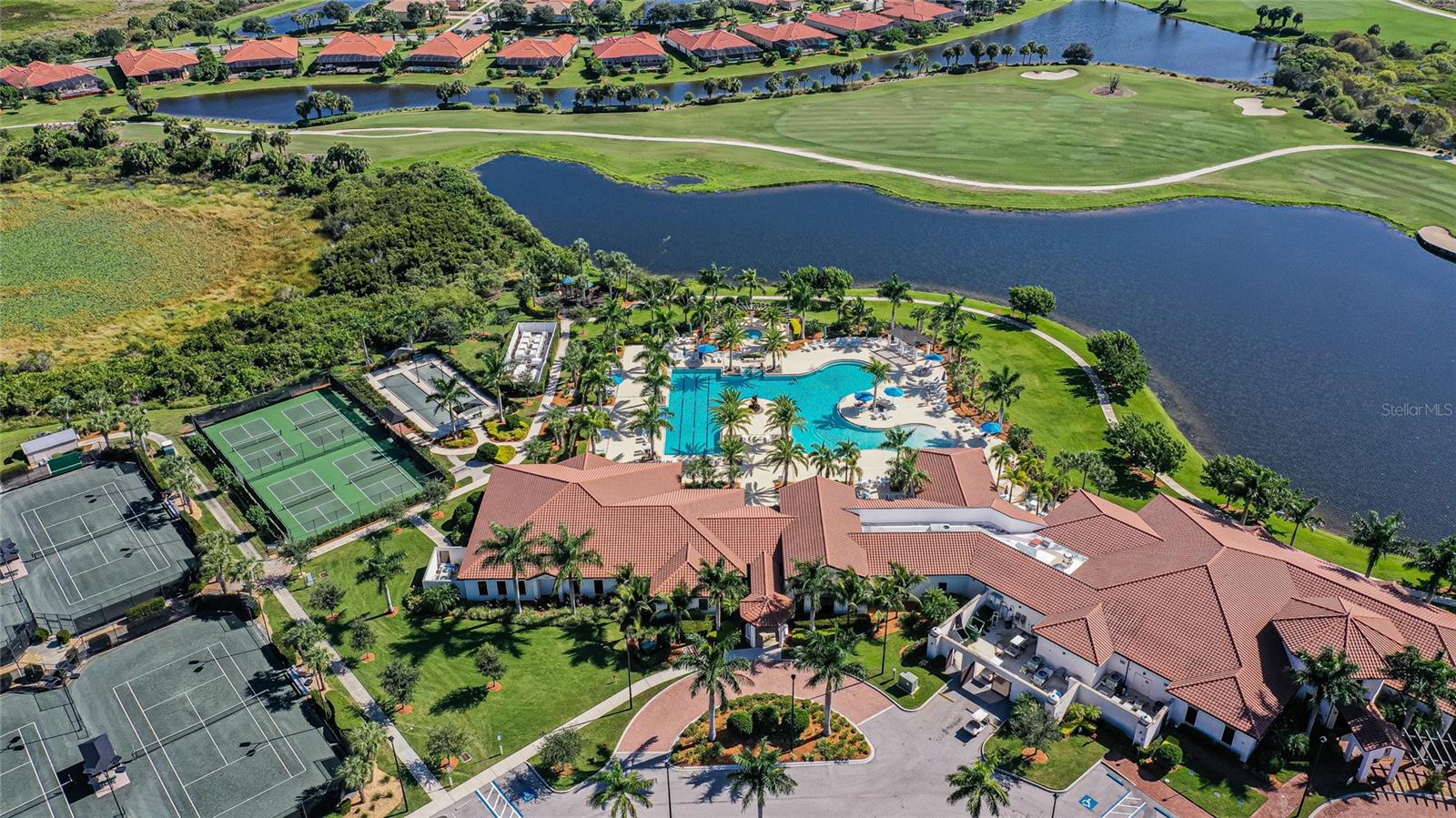 CROOKED CRK I/SARASOTA NATIONA - Residential Lease