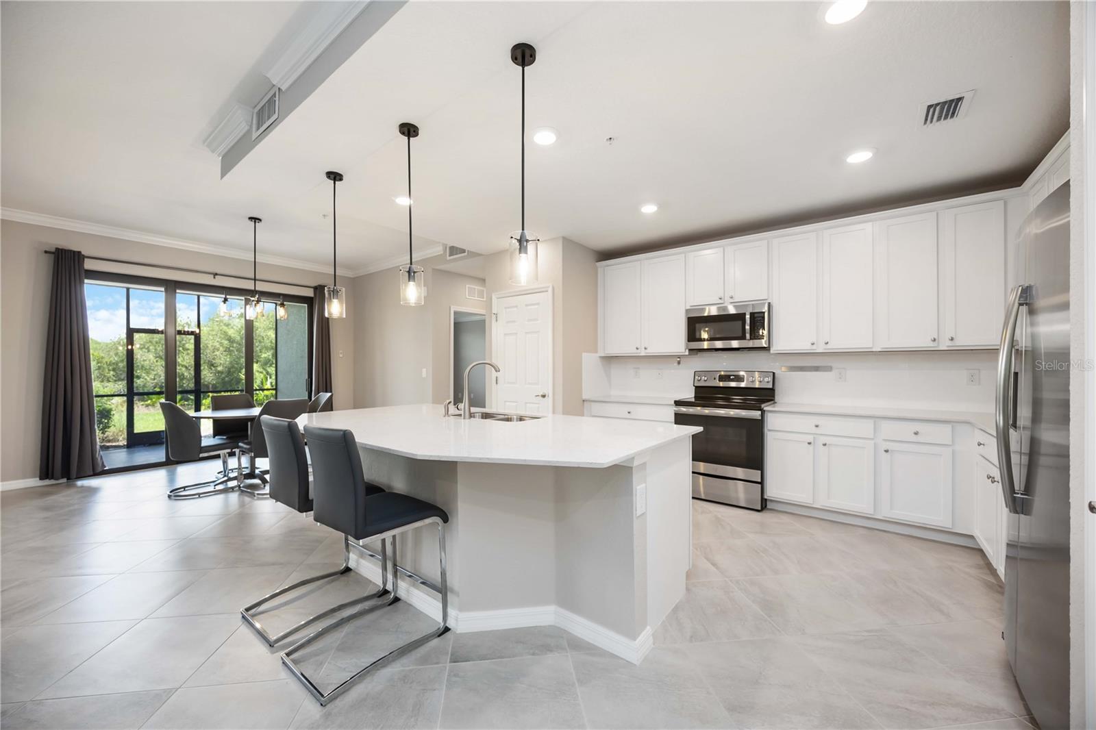 CROOKED CRK I/SARASOTA NATIONA - Residential Lease