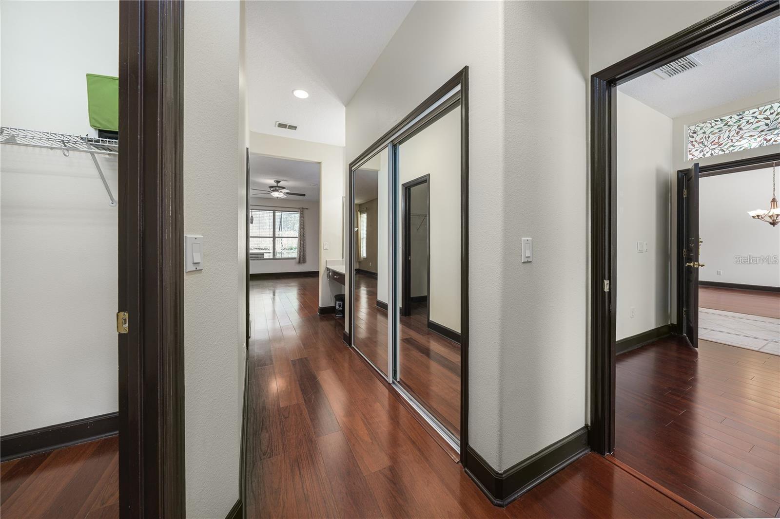 SEVILLE CHASE - Residential