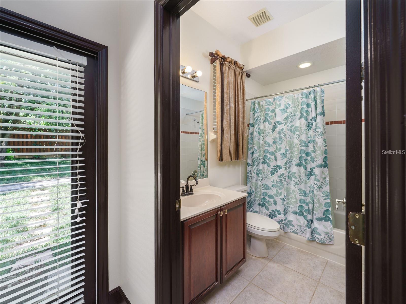 SEVILLE CHASE - Residential