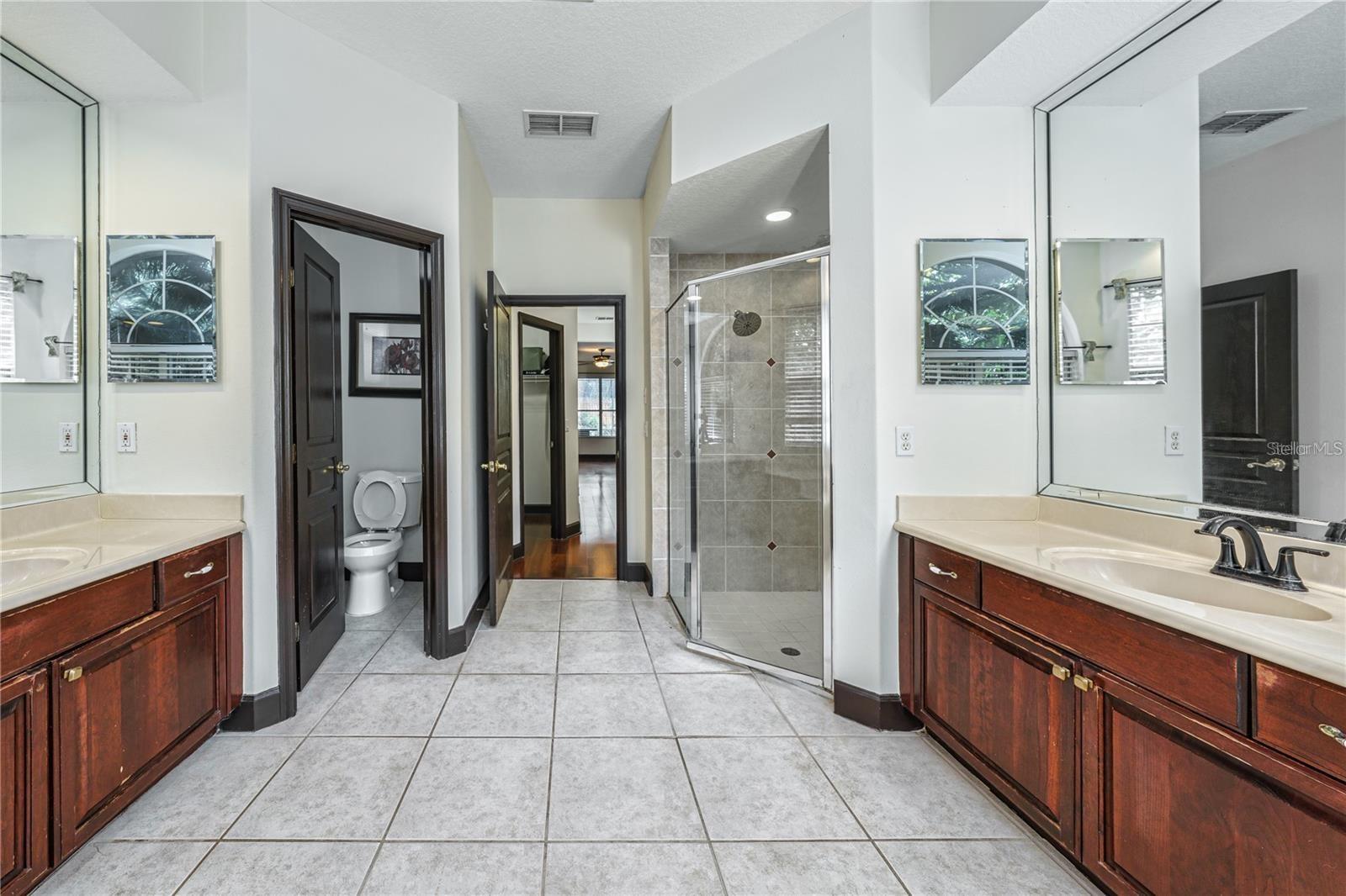 SEVILLE CHASE - Residential