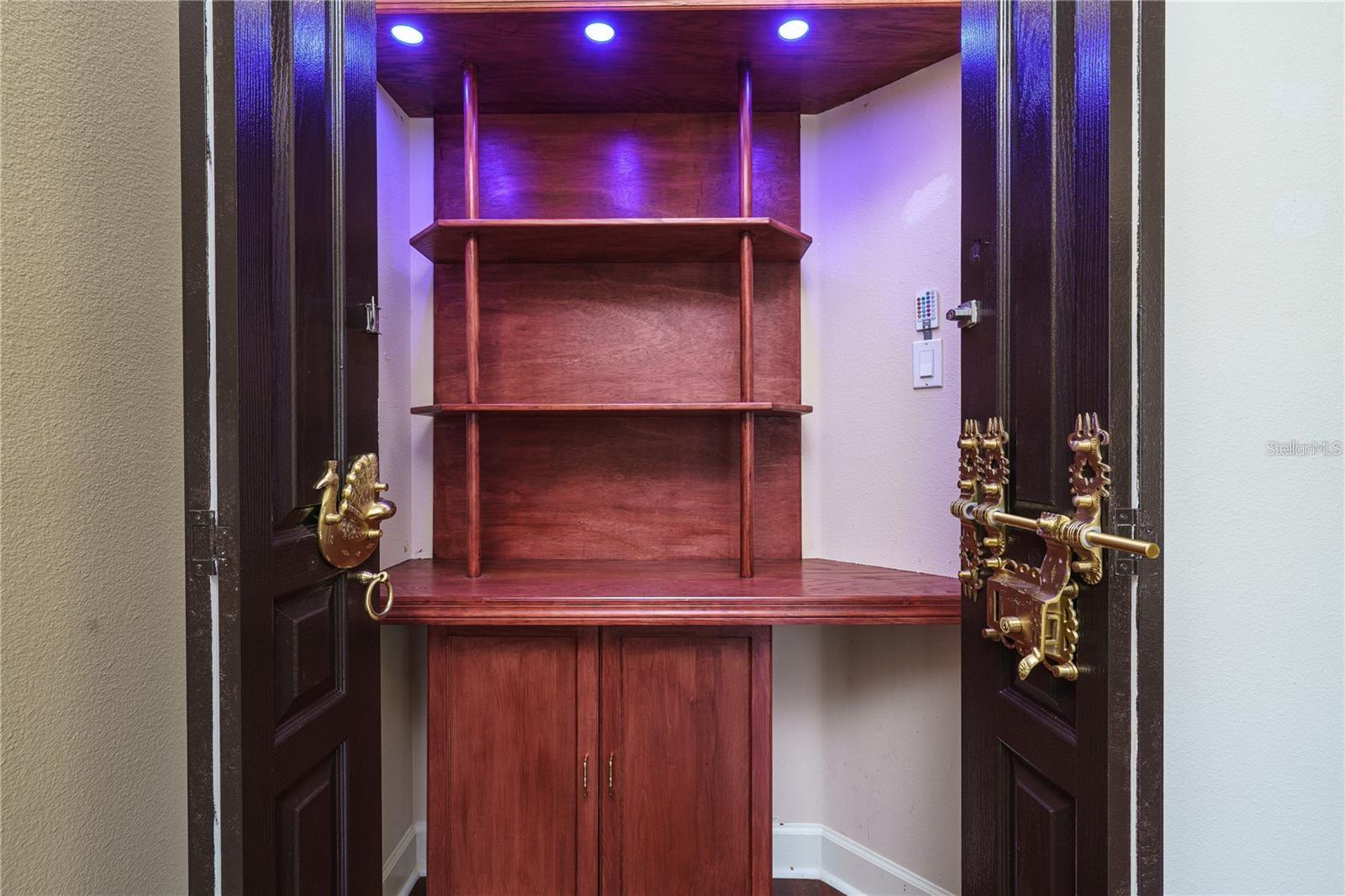 SEVILLE CHASE - Residential