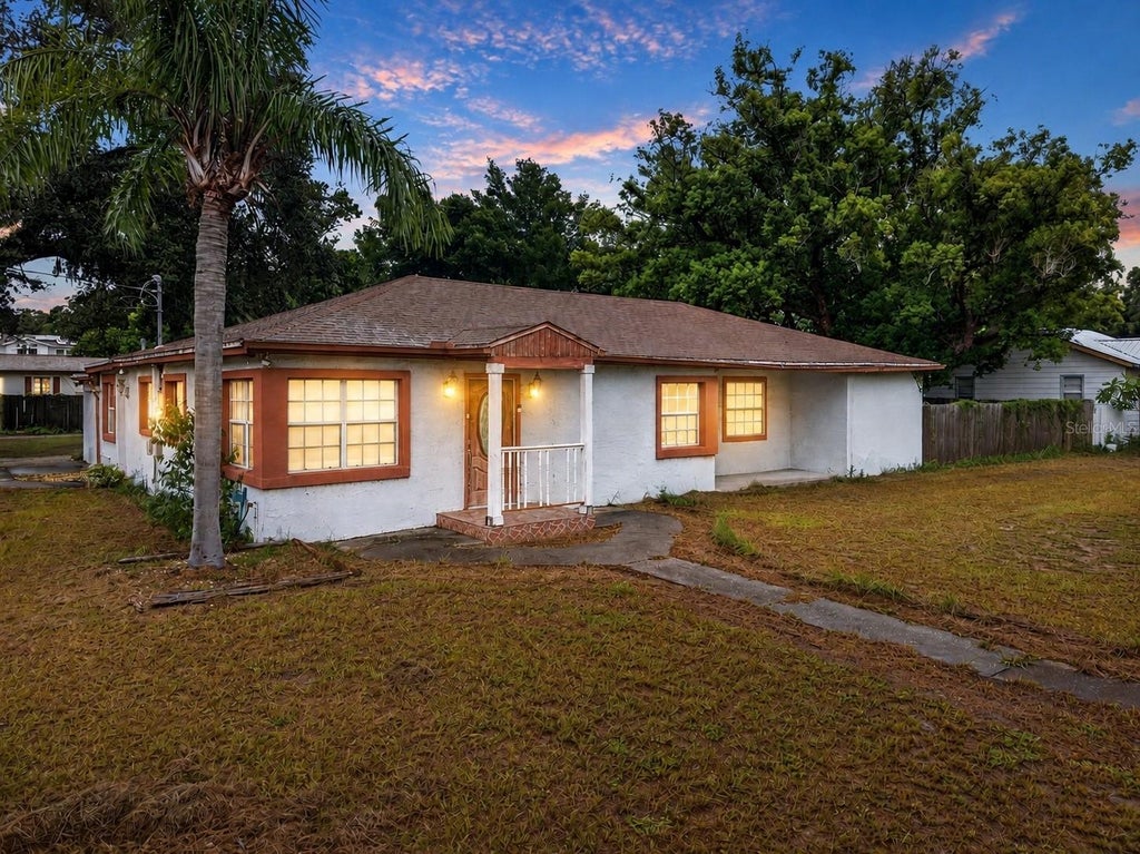 Photo of 1302 E Sligh Avenue, Tampa, FL 33604 (MLS # TB8544979)