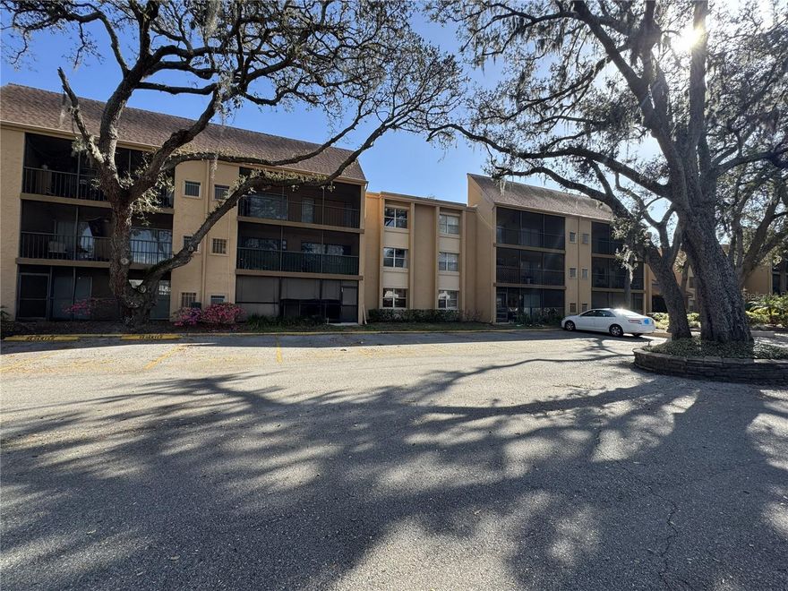 Well-maintained first-floor condo offering comfort, convenience, and a prime location near the University of South Florida and Golf & Country Club. This 3-bedroom, 1 full bath and 1 half bath home features ceramic tile flooring throughout, a fully remodeled kitchen (2021) with elegant marble countertops, and an updated bathroom (2022). Enjoy both front and rear access for added convenience. Community amenities include a pool, tennis courts, and basketball court, all just minutes from shopping centers, dining, and everyday essentials. A fantastic opportunity for homeowners or investors seeking location and value!