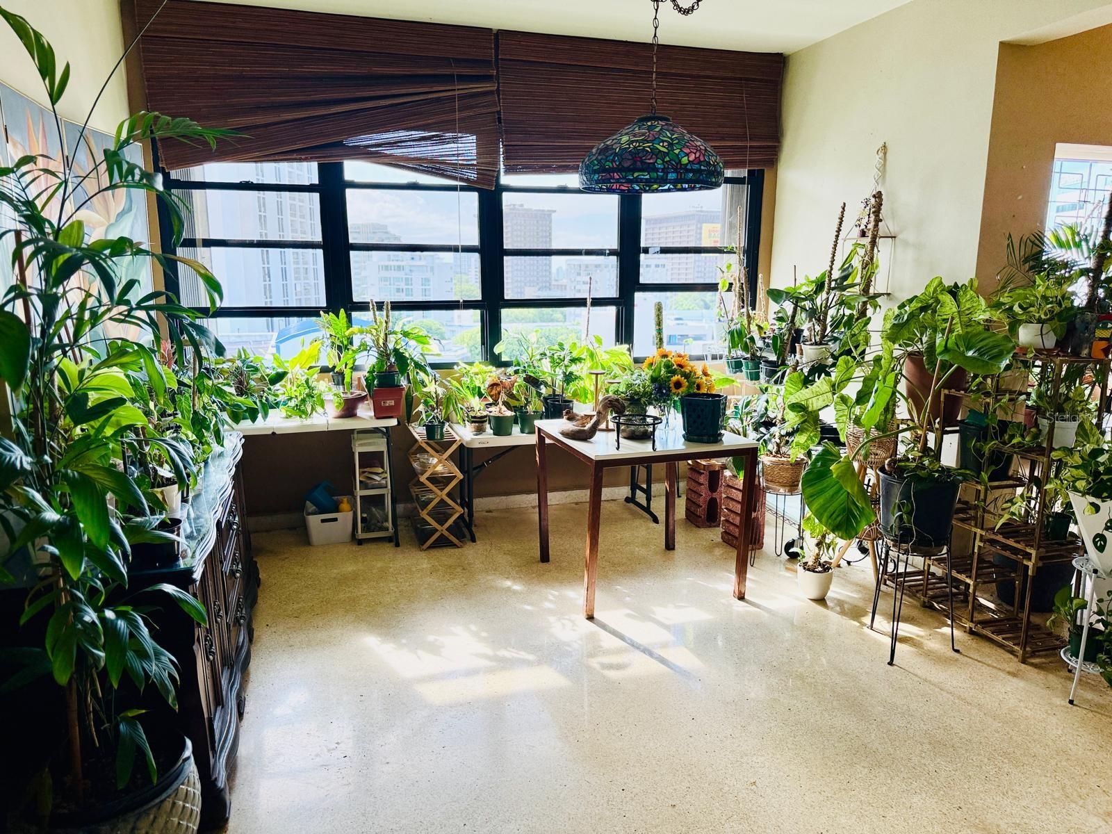 COND. SAN JORGE GARDENS - Residential