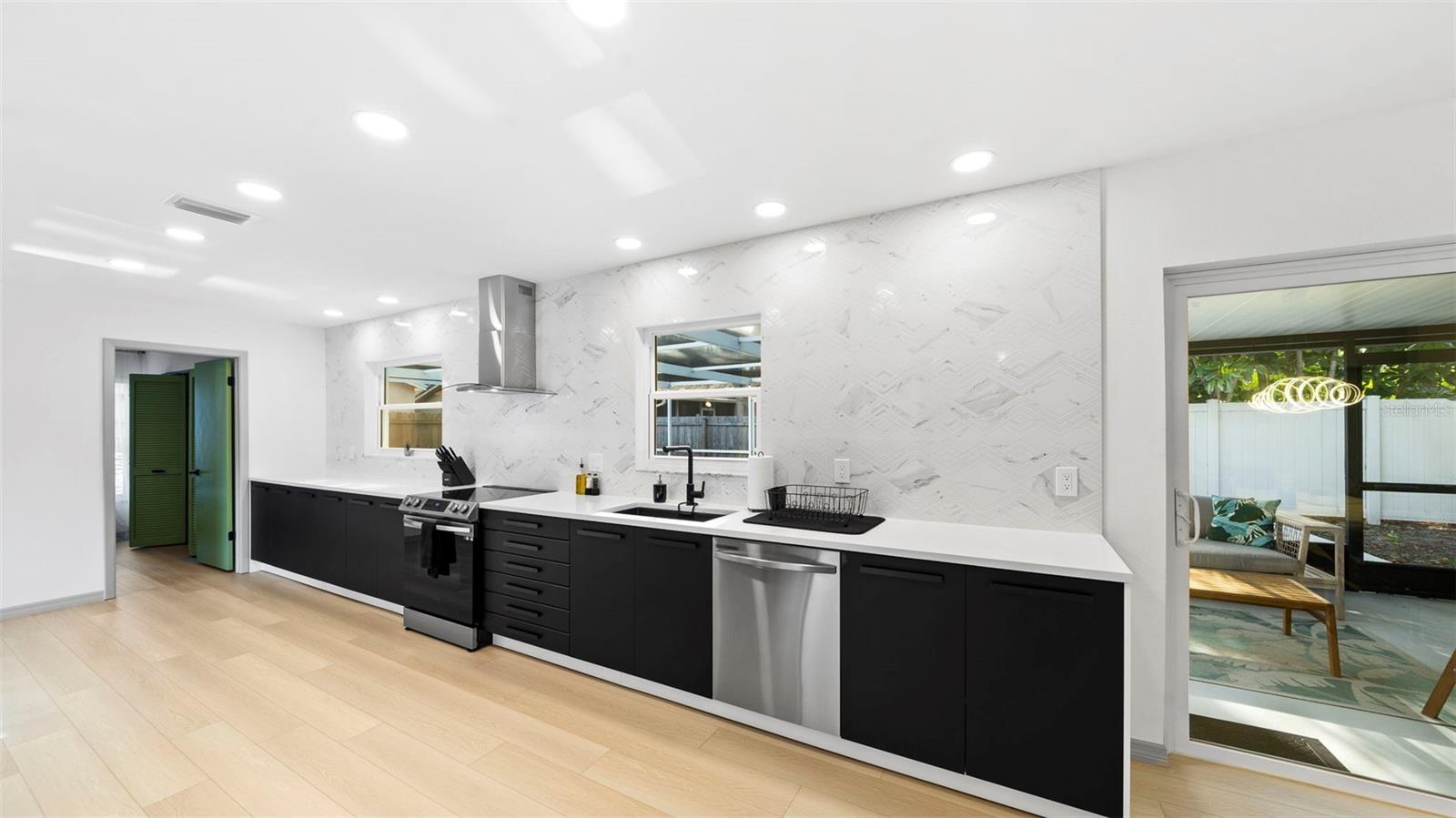 SANDY WOODS - Residential