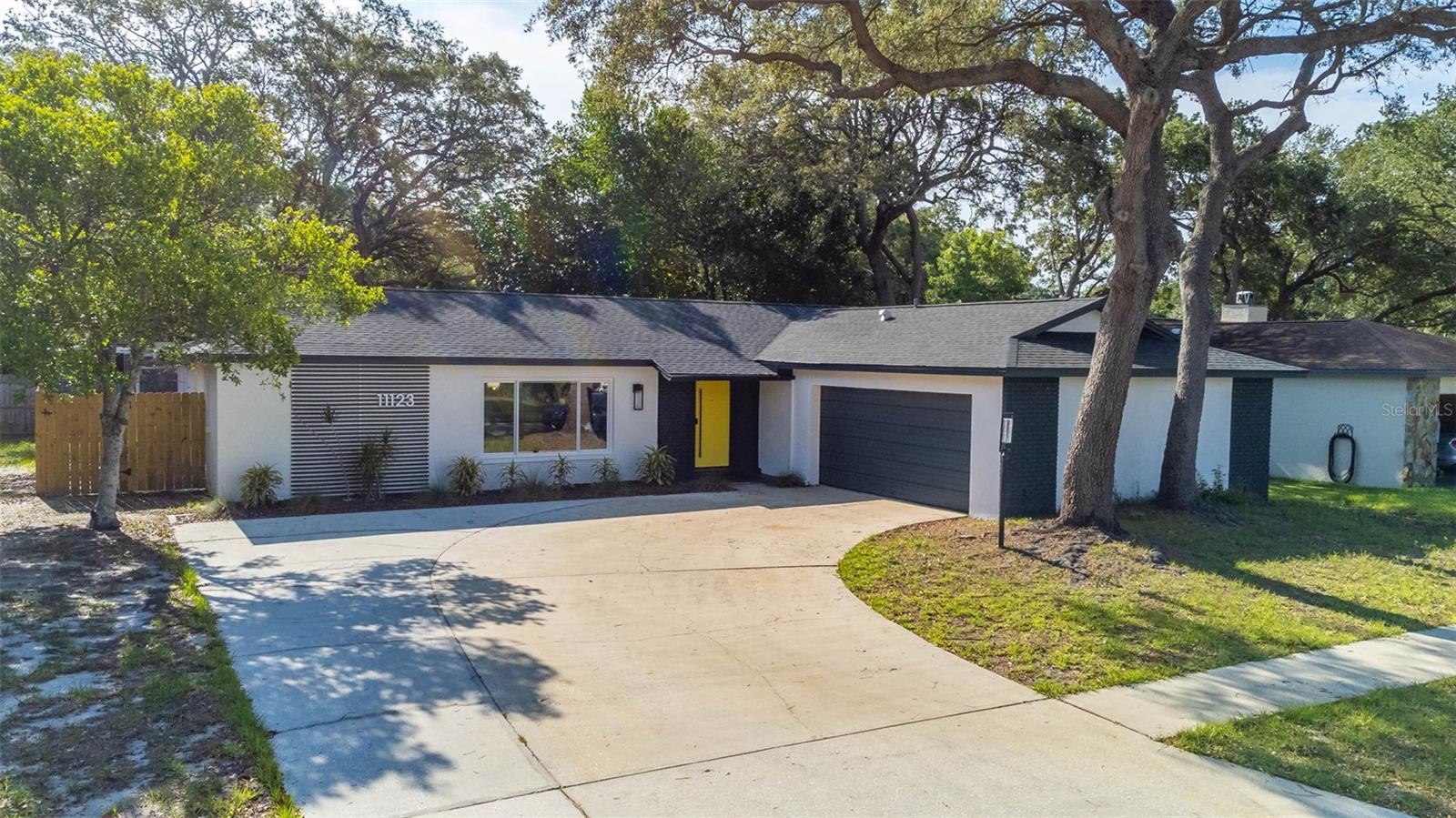 SANDY WOODS - Residential