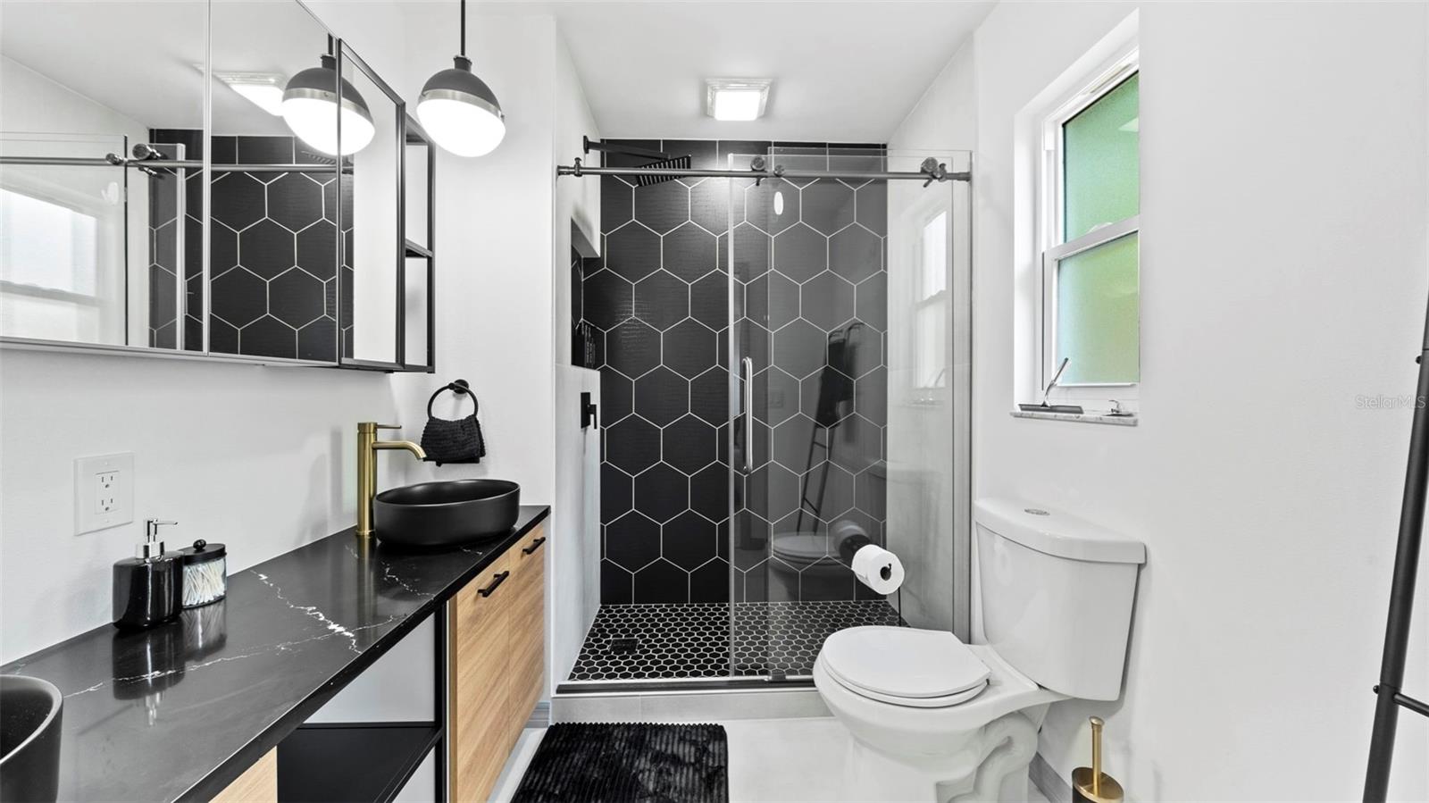 SANDY WOODS - Residential