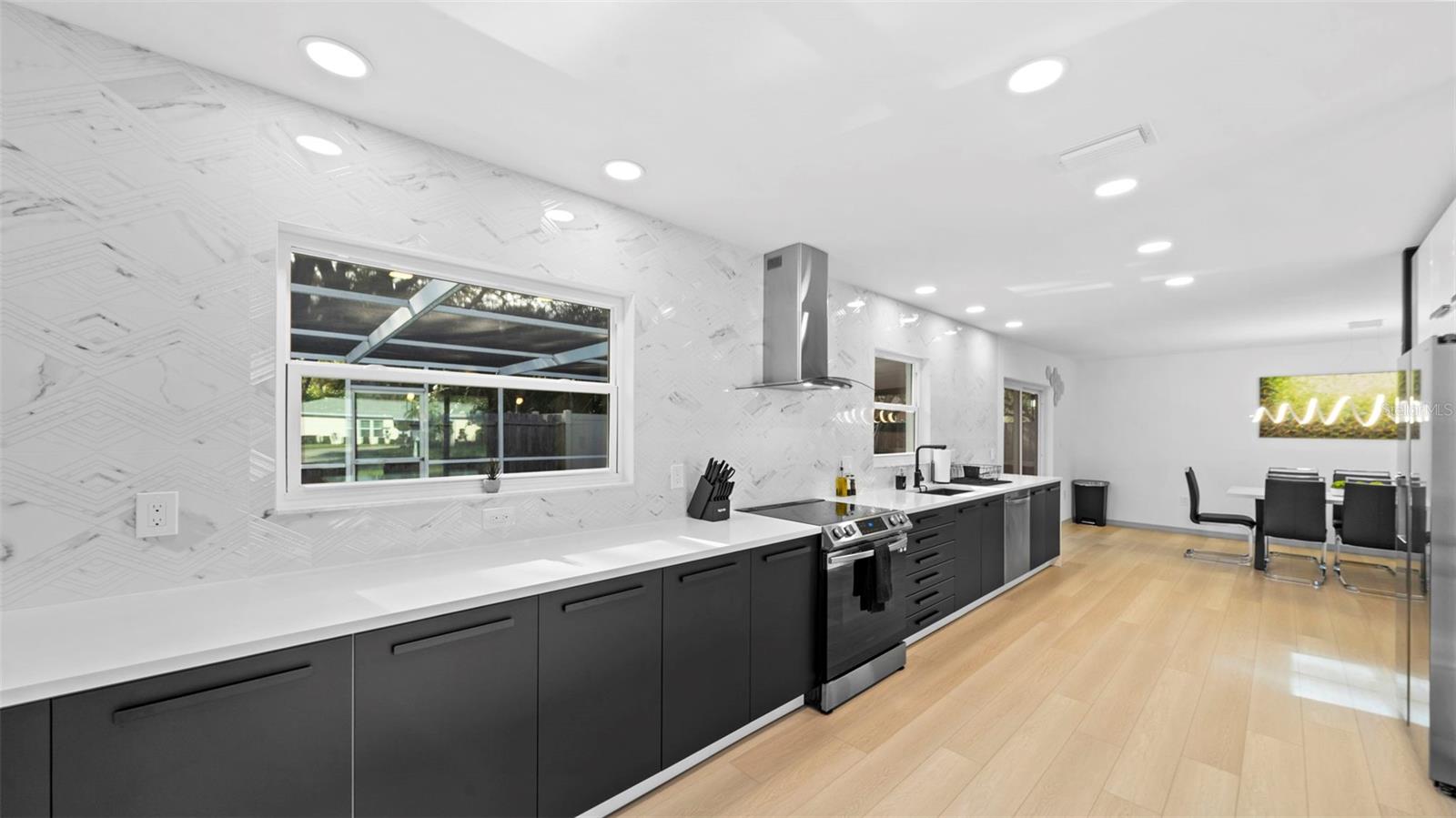 SANDY WOODS - Residential