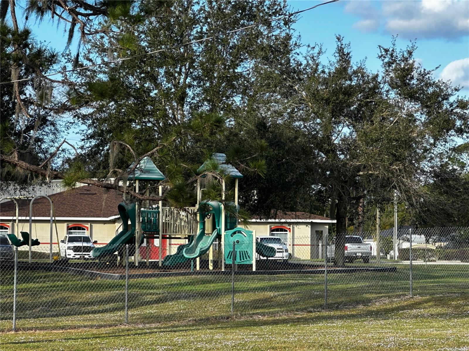 SUNN LAKES ESTATE - Land