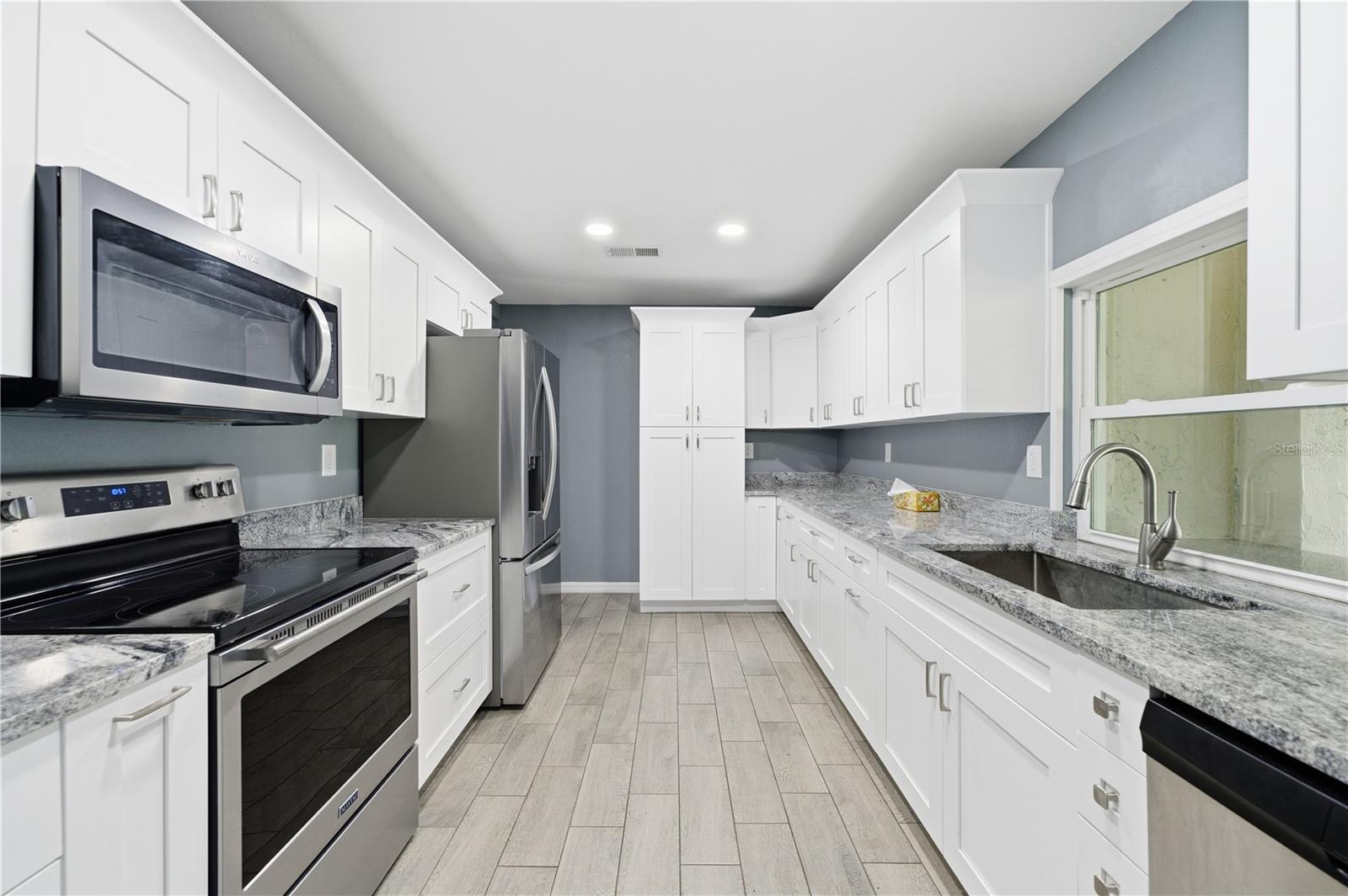 SPRING HILL UNIT 21 - Residential