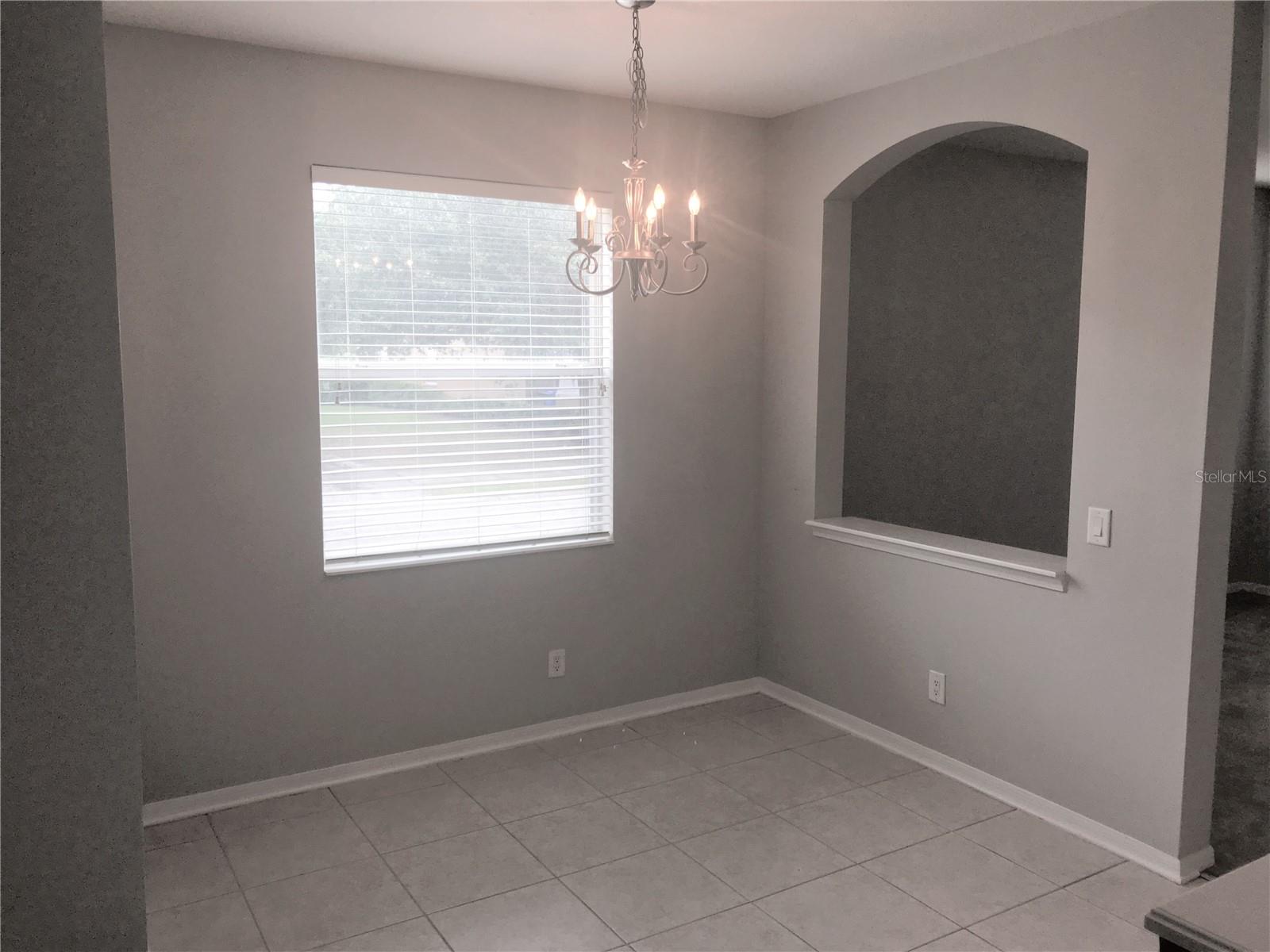 10402 TULIP FIELD WAY