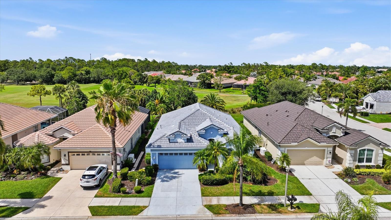 5704 WHITE JASMINE WAY