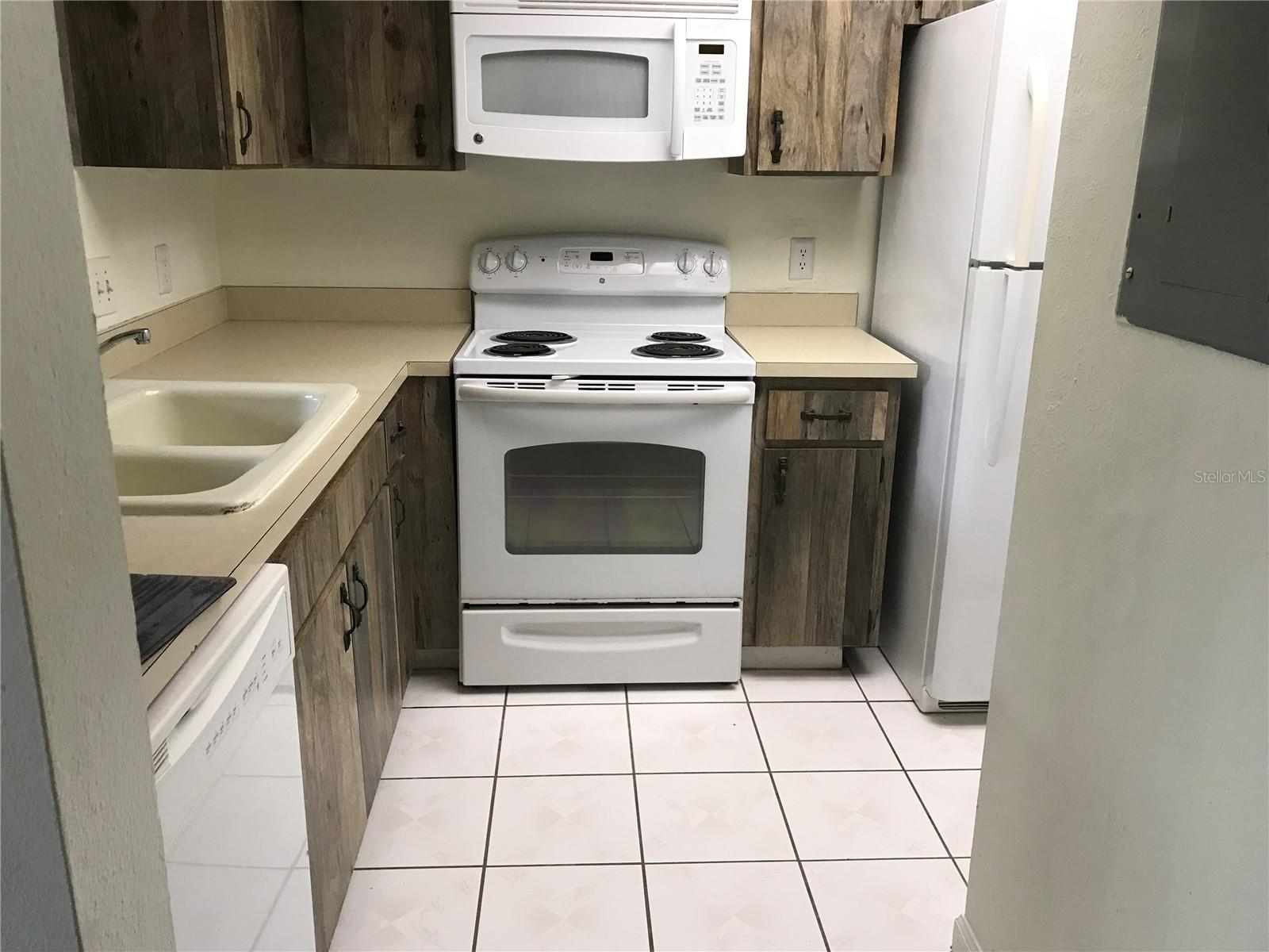 VILLAGE TOWERS CONDO - Residential