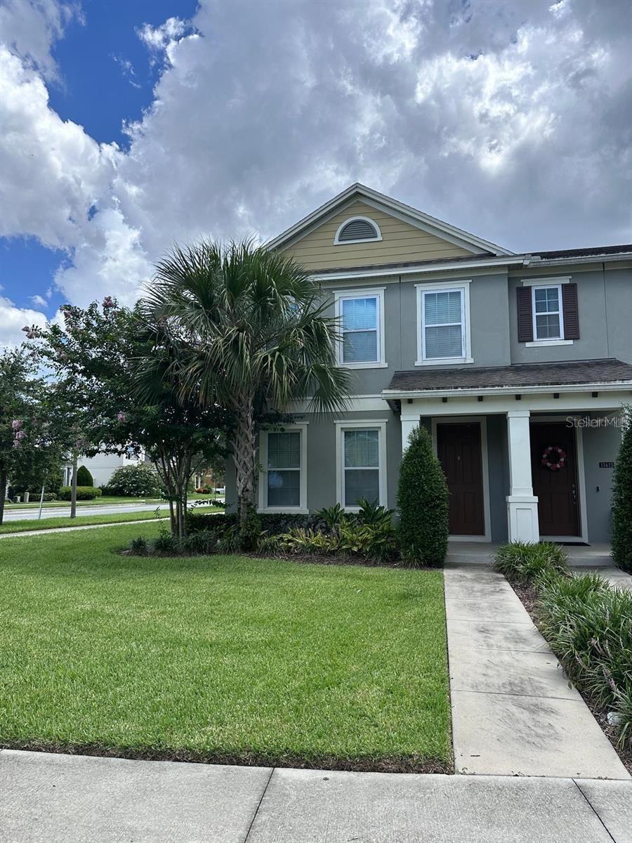 Located in the highly desirable Hamlin area of Winter Garden, this corner-unit townhome offers the perfect combination of comfort, privacy, and convenience. Surrounded by top-rated schools, a major hospital, and a variety of shopping and dining options, the location is ideal for families and professionals alike.
This spacious home features:3 bedrooms and 2.5 bathrooms, A private patio connecting the main house to a detached garage — perfect for outdoor gatherings or quiet relaxation. A well-maintained community with beautifully landscaped recreational areas for your enjoyment. Enjoy living in one of the most sought-after neighborhoods in Central Florida!