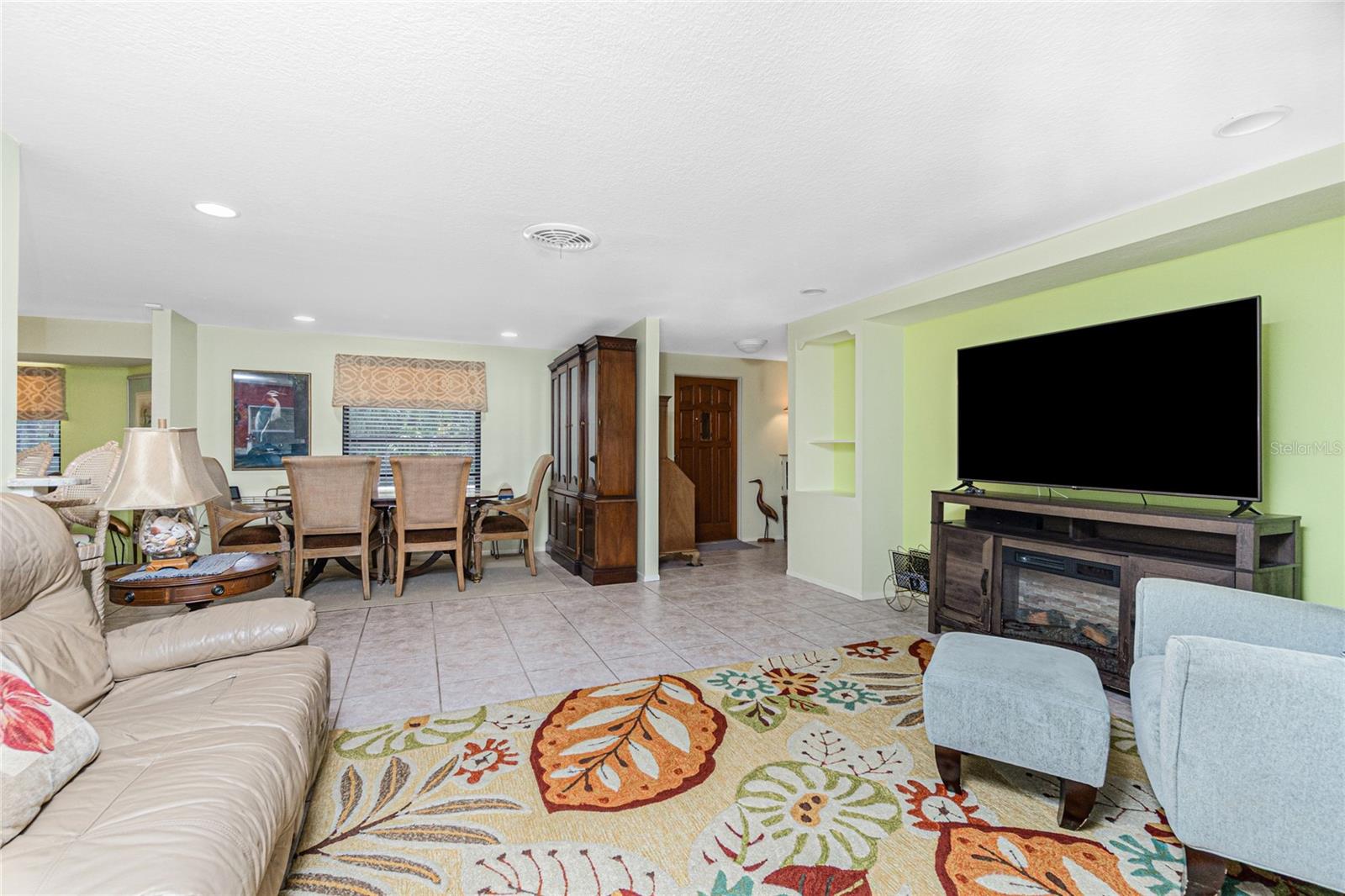 4051 ROCK CREEK DRIVE