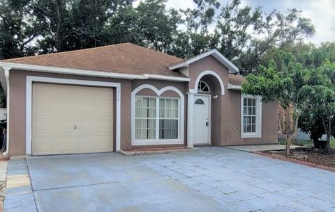 Photo of 7550 Pine Fork Drive, Orlando, FL 32822 (MLS # S5135900)