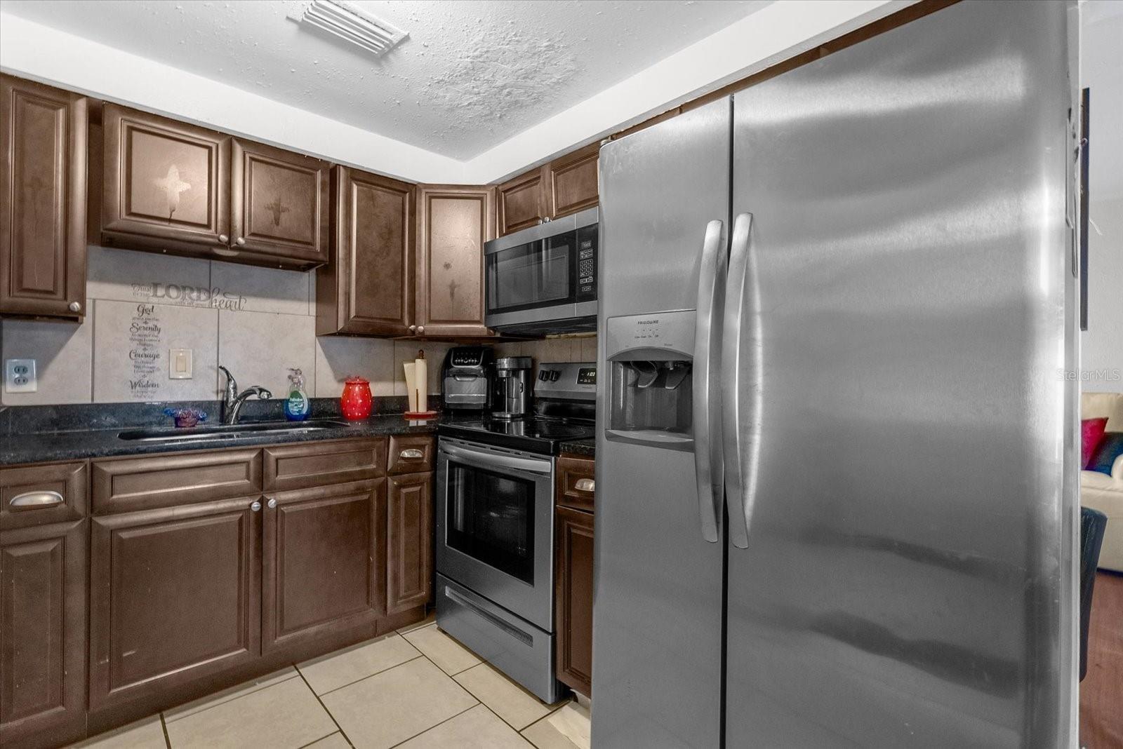 PINE HILLS MANOR 04 - Residential