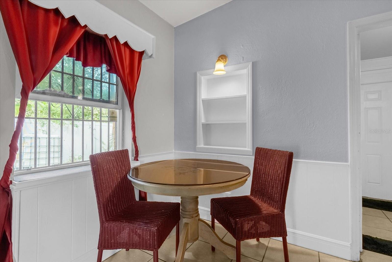 PINE HILLS MANOR 04 - Residential