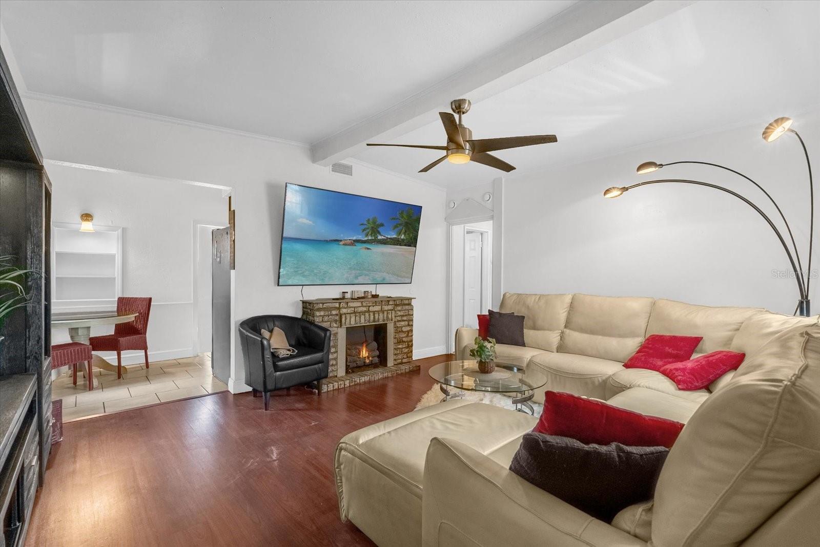 PINE HILLS MANOR 04 - Residential