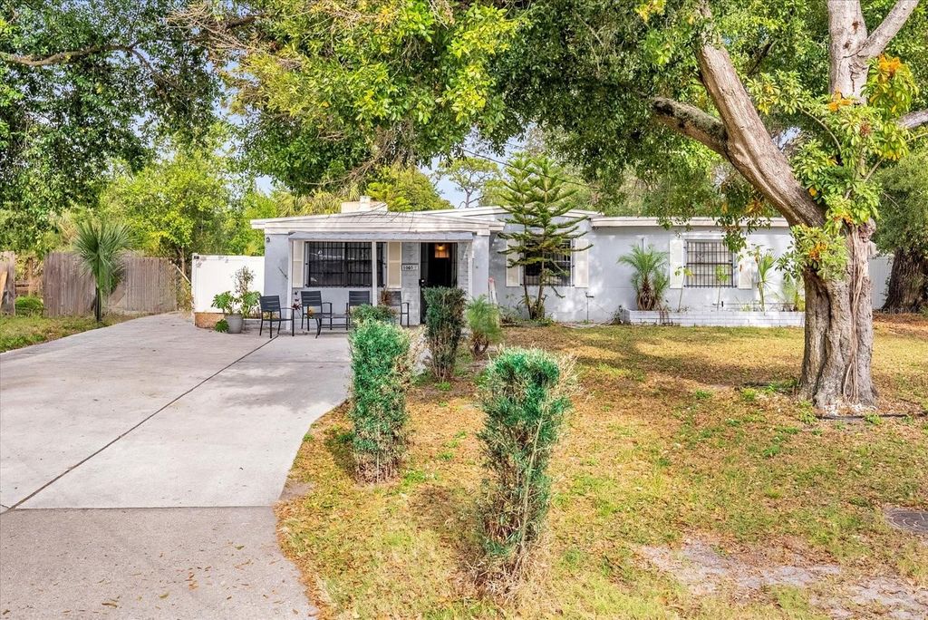 Photo of 5005 Cortez Drive, Orlando, FL 32808 (MLS # O6374255)