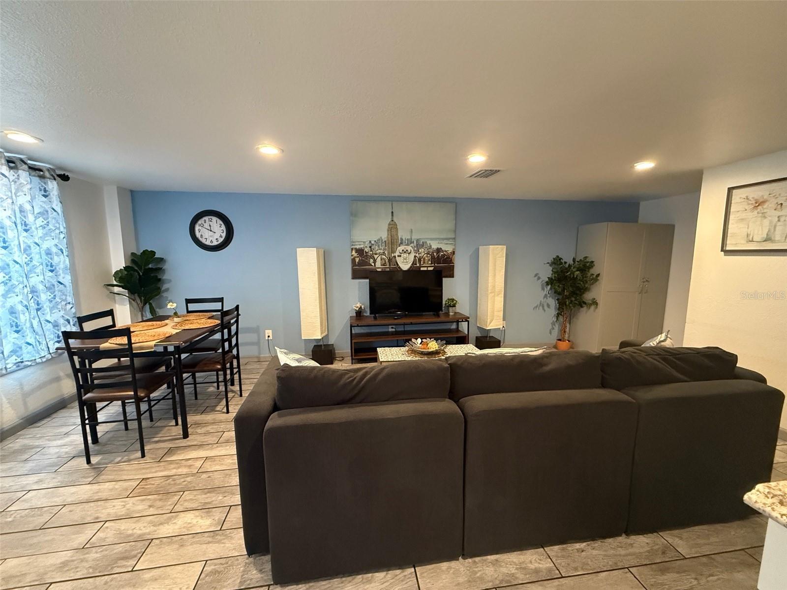 ROANOKE HILLS SUB - Residential