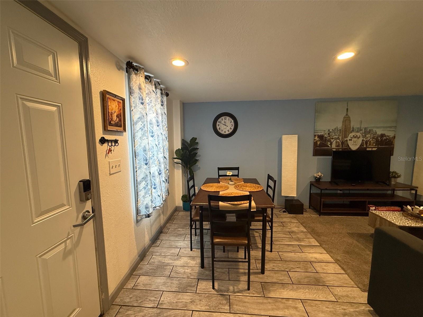 ROANOKE HILLS SUB - Residential