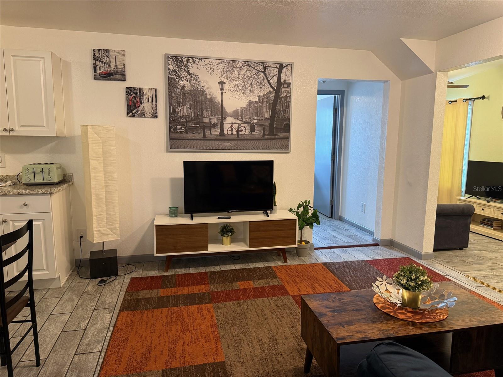 ROANOKE HILLS SUB - Residential