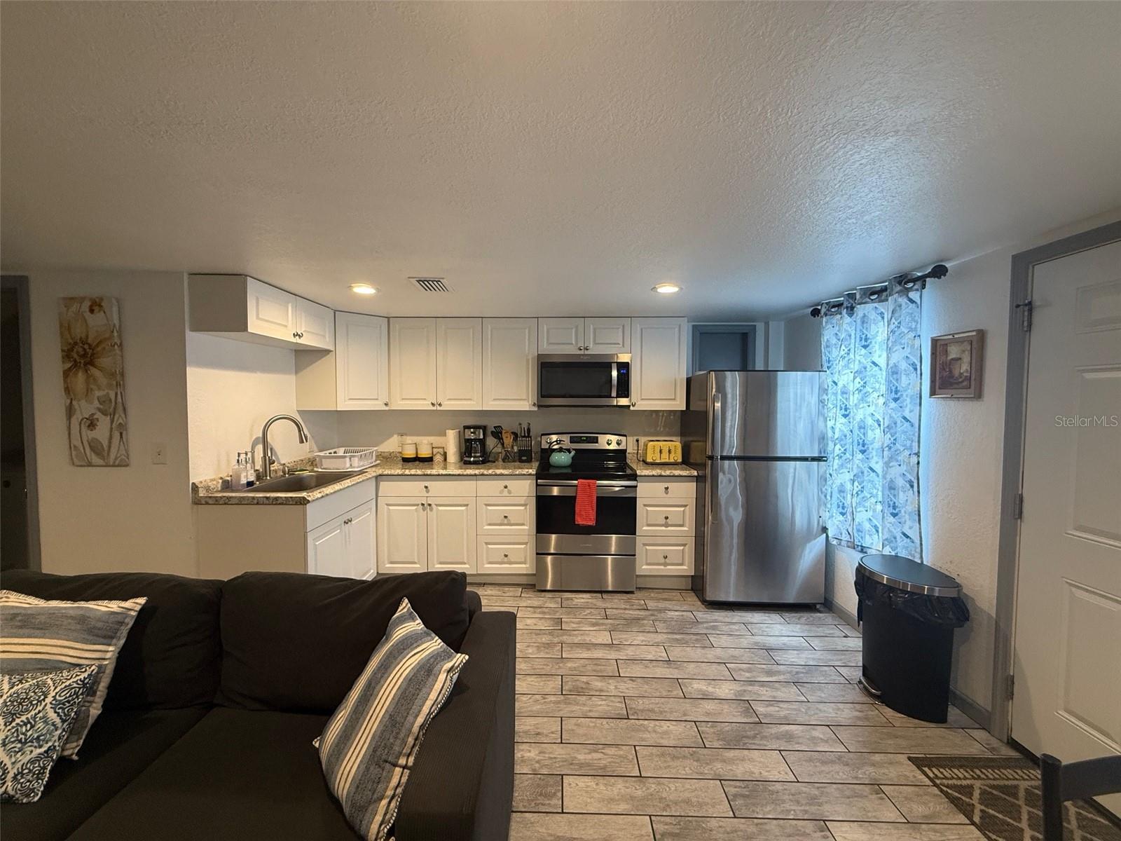 ROANOKE HILLS SUB - Residential
