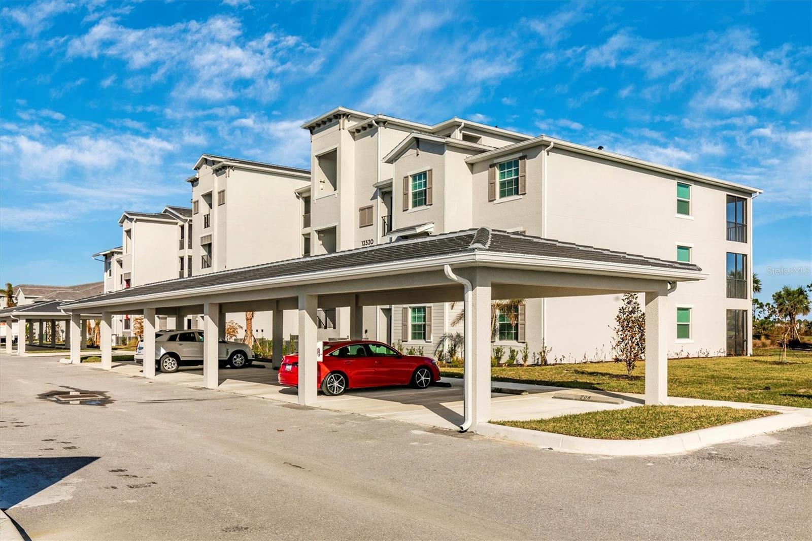 WELLEN PARK GOLF & COUNTRY CLUB - Residential Lease