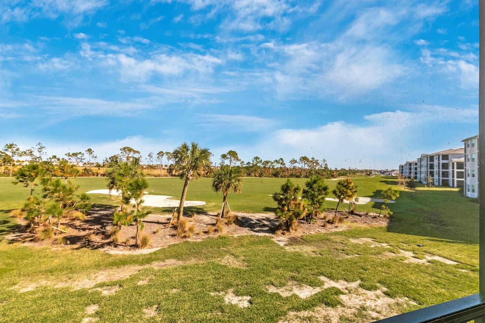 WELLEN PARK GOLF & COUNTRY CLUB - Residential Lease