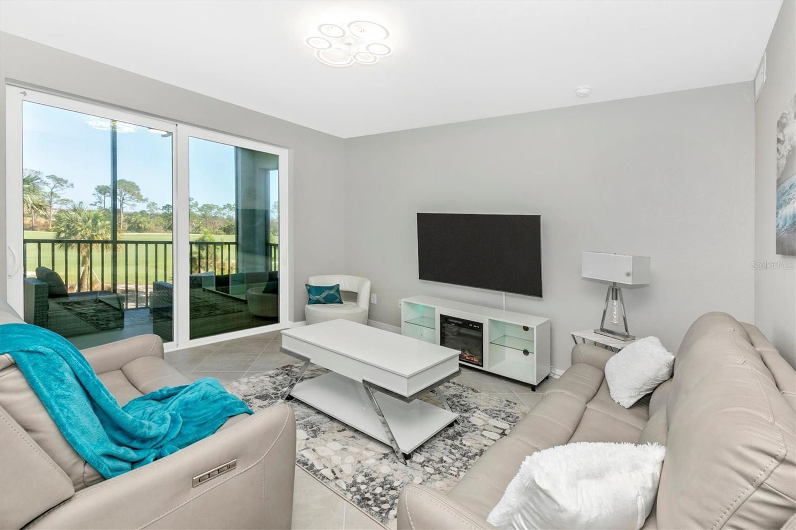 WELLEN PARK GOLF & COUNTRY CLUB - Residential Lease