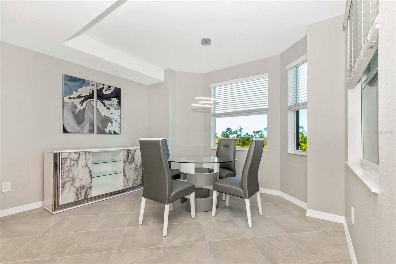 WELLEN PARK GOLF & COUNTRY CLUB - Residential Lease
