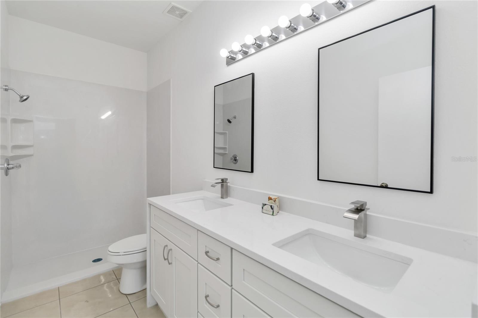 SUMMERFIELD - Residential