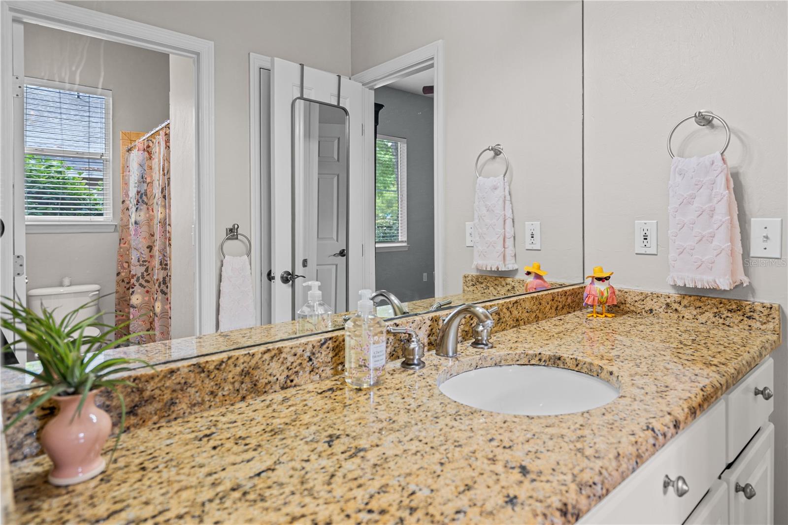 H/P KATELYN LANE - Residential