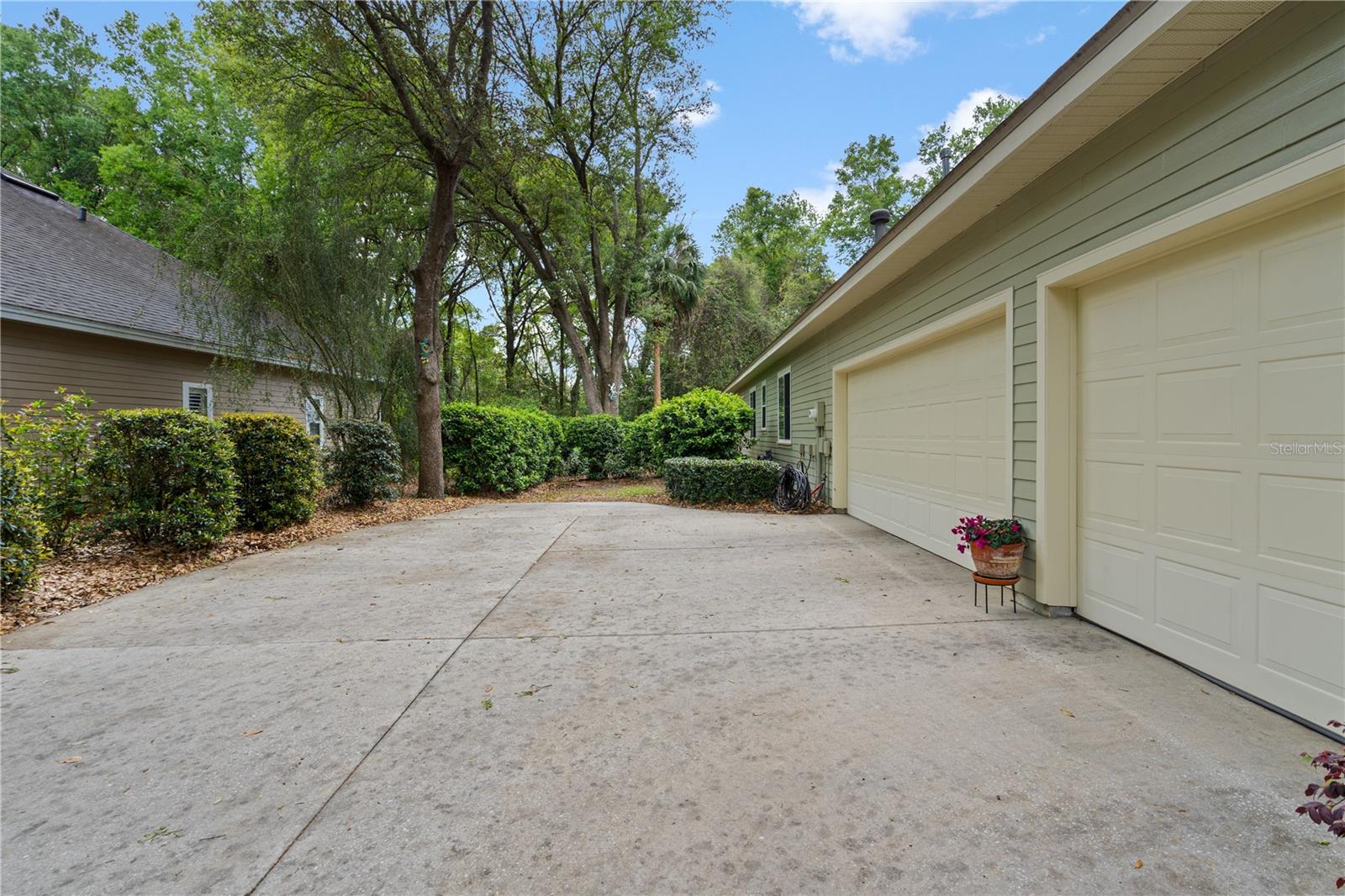 H/P KATELYN LANE - Residential