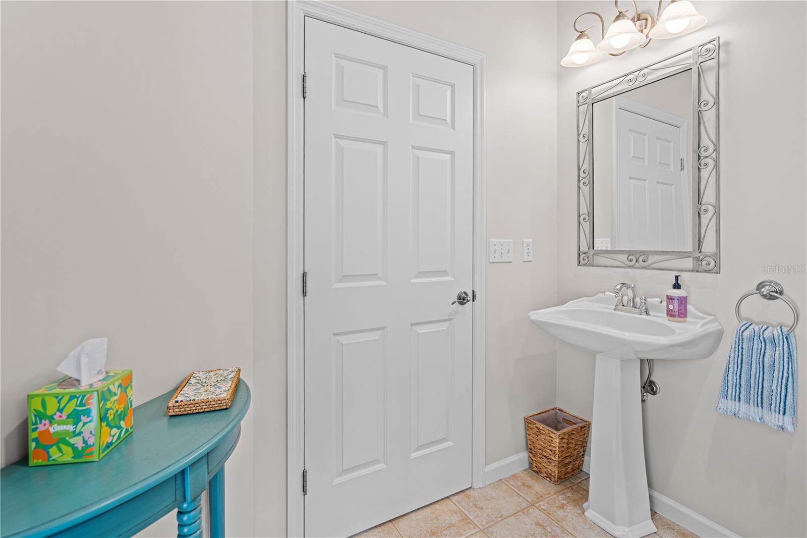 H/P KATELYN LANE - Residential