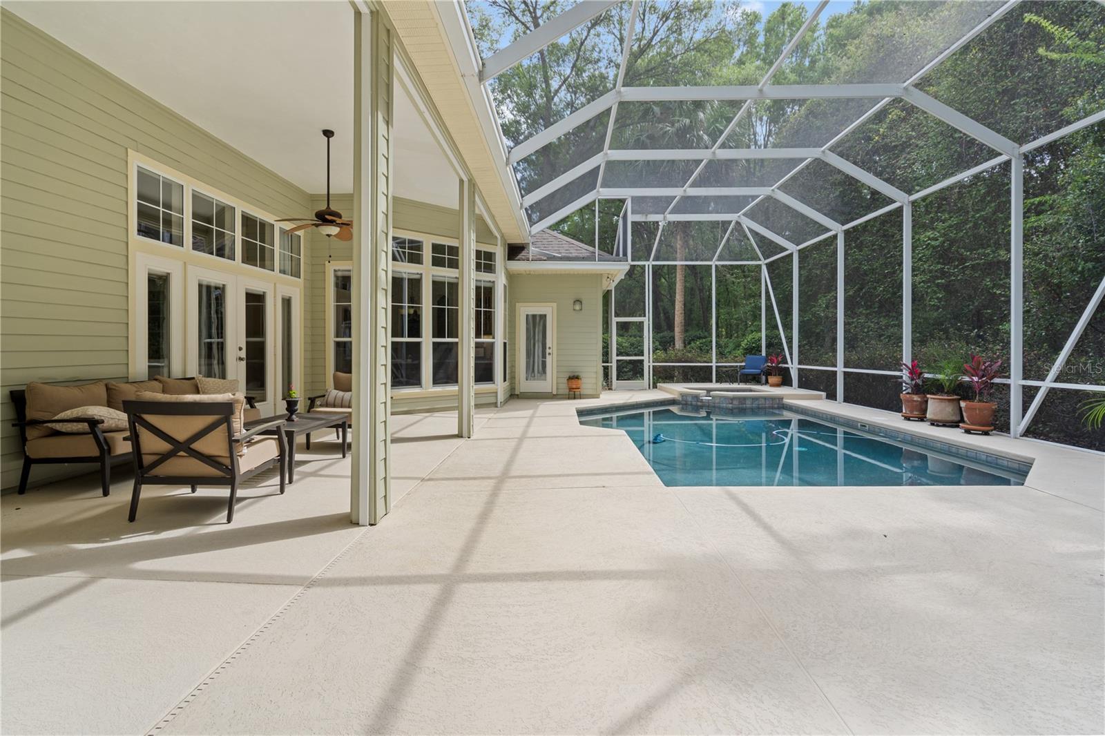 H/P KATELYN LANE - Residential